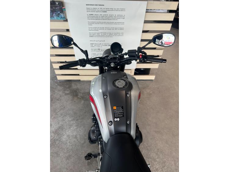 YAMAHA XSR 900