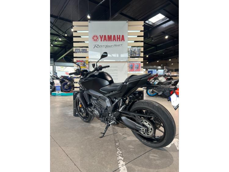 YAMAHA MT-09  Y-AMT