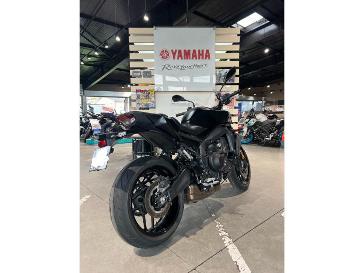 YAMAHA MT-09  Y-AMT