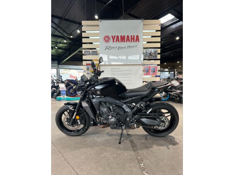 YAMAHA MT-09  Y-AMT