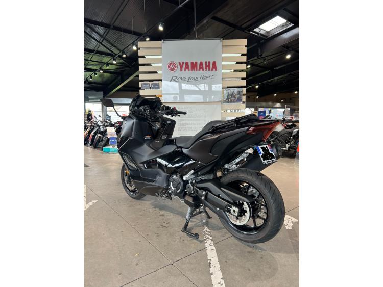 YAMAHA XP T-MAX 560 TECH MAX