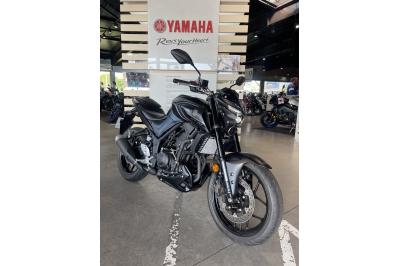 YAMAHA MT-03