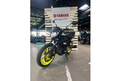 YAMAHA MT-125 ABS