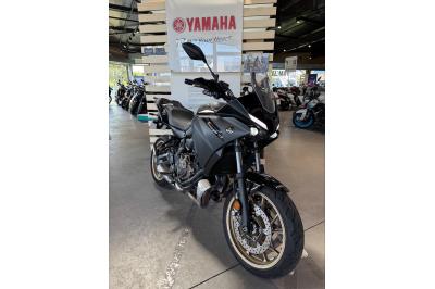 YAMAHA TRACER 7