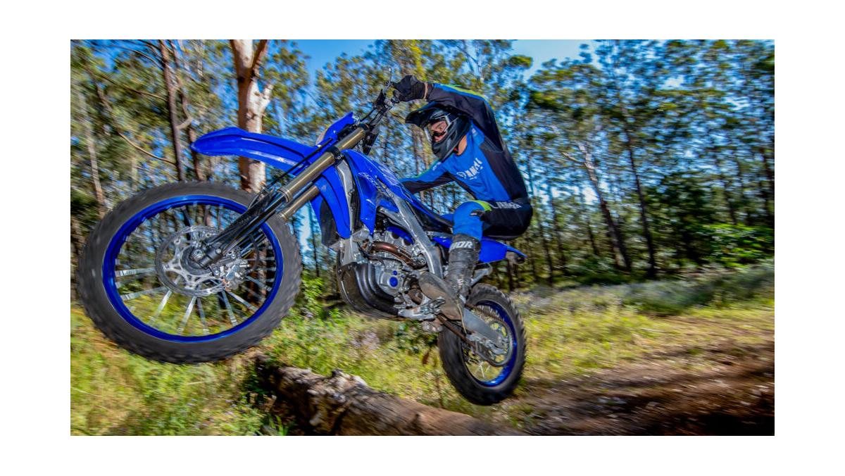 Yamaha lance une WR250F plus rapide et plus affûtée en 2022